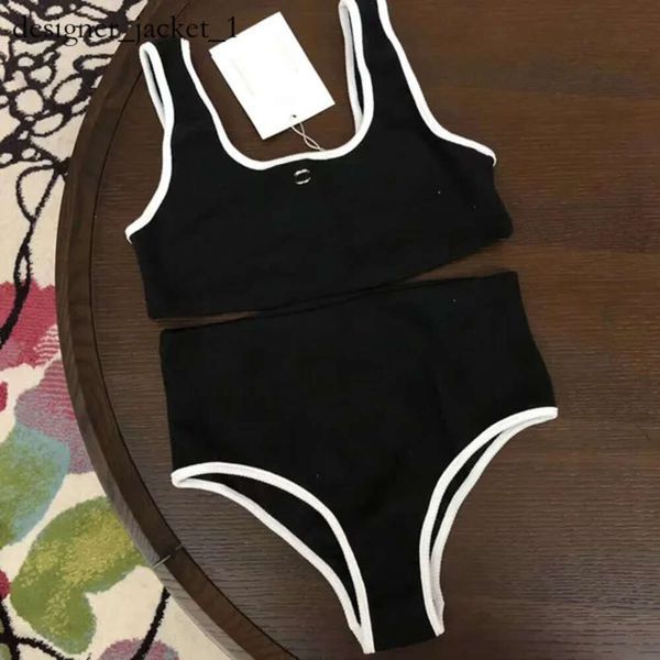 Chanele One Piece Swimsuit Designers Conjunto de Biquíni Tricô Moda Feminina Terno de Banho com Impressão C Letra Branco Preto Cores Três Pontos Lady Summer Beach Swim Wear 933