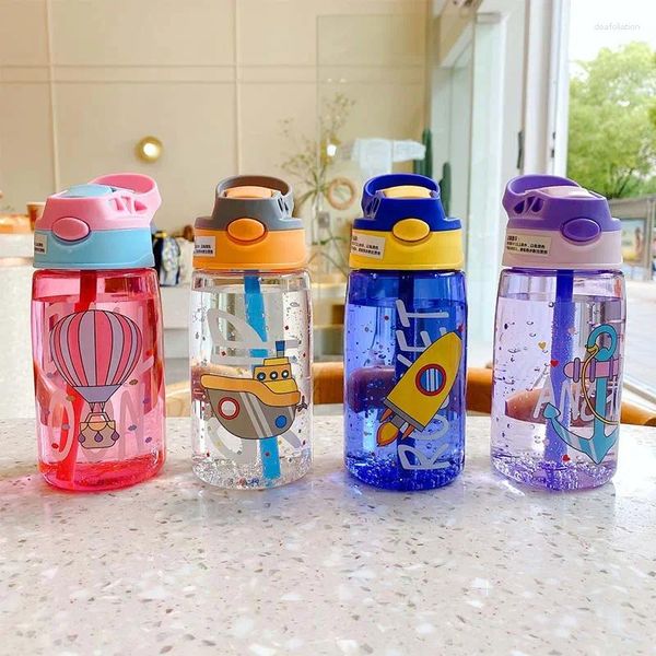 Su Şişeleri 480ml Kids Sippy Cup Karikatür Pipetler ve Kapaklar Dökme Kanıtı Taşınabilir Toddlers İçecek Bardakları İçecek Yazıları İçin