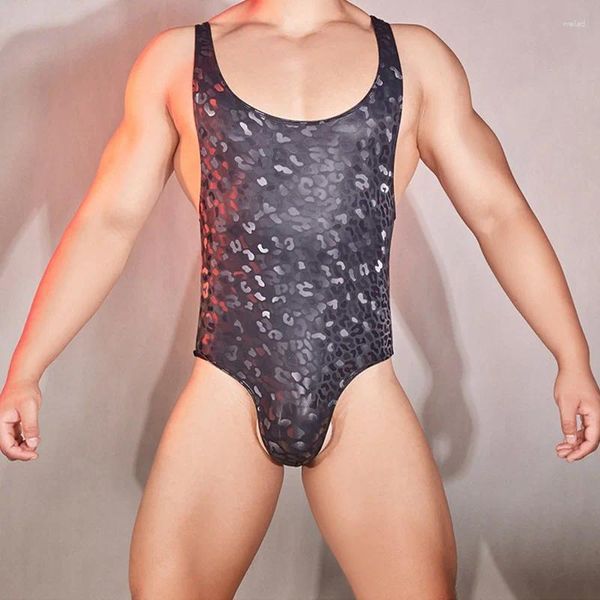 Conjuntos de sutiãs homens sexy bodysuit pu couro molhado olhar a-shirt gay jockstrap macacão lingerie clube macacão collant singlet erótico