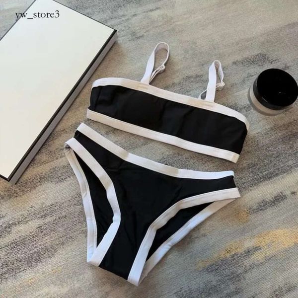 CC Bikini Moda Donna Sexy Costumi da bagno Costume da bagno di vendita caldo Spedizione gratuita Donna Lettera Stampa Set corto Perizoma Reggiseno Beach Party Chanele Costume da bagno Costumi da bagno