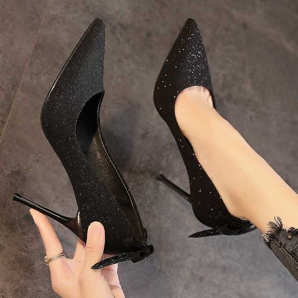 Scarpe eleganti Autunno Nuove scarpe versatili nere con tacco alto Tacchi sottili da donna 9 cm Ragazze francesi sexy singole