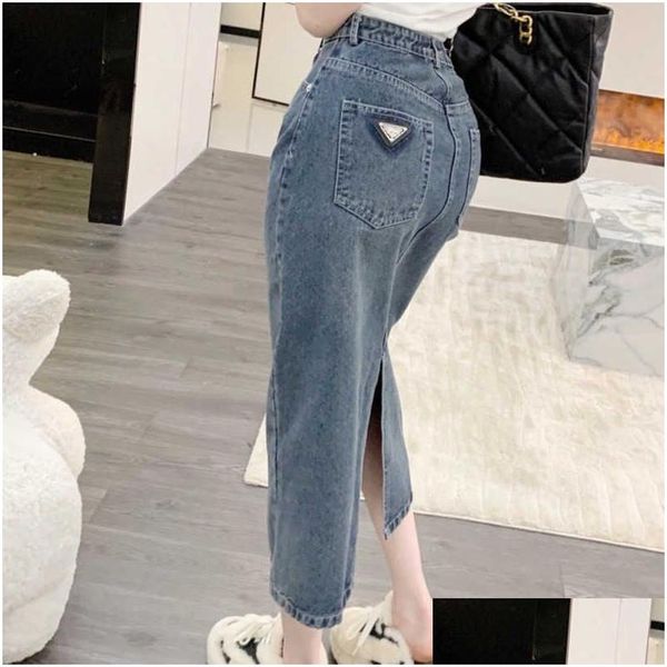 Abiti casual di base Abito da donna di lusso Esigner Gonna di jeans con spacco estivo Stile dolce Mini moda per donna Abbigliamento di consegna drop W Dhpkv