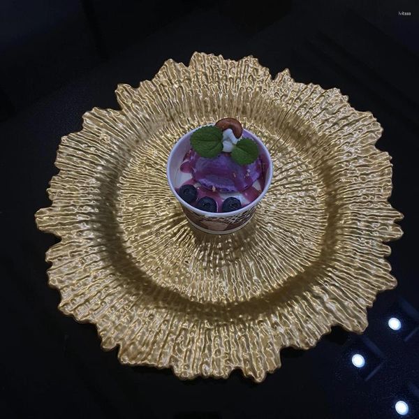 Piatti rotondi da 13 pollici sottopiatto in plastica dorata per cena, matrimonio, decorazione elegante in acrilico sotto il piatto