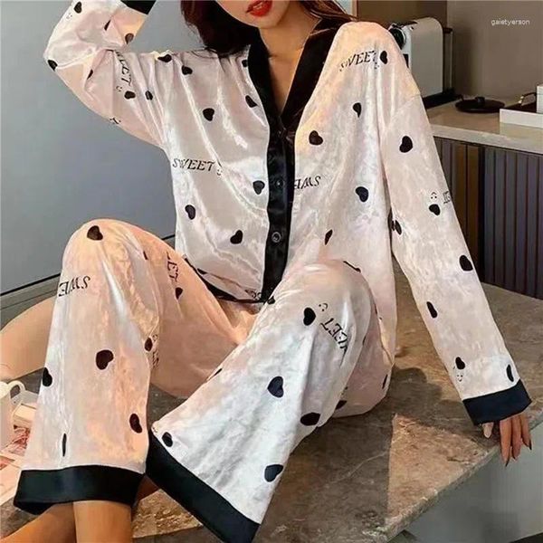 Indumenti da notte da donna 2024 Pigiama Set Velluto Fiocco carino Stampa Risvolto Homewear Casual Indumenti da letto in pizzo Pigiama di lusso Femme per la ragazza