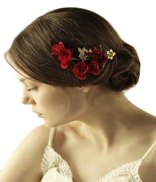 Vintage handgemachte rote Rose Haarspange Golden Leaf Strass Blumen Kopfschmuck Braut Hochzeit Zubehör2553902