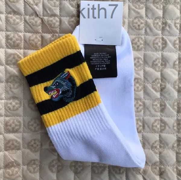 Hochwertige Designer-Socken aus Italien für Männer und Frauen, Buchstaben-Stickerei, atmungsaktive Baumwollstrümpfe, Schlauch, Unisex, Wolfskopf-Sportsocke 1R6R