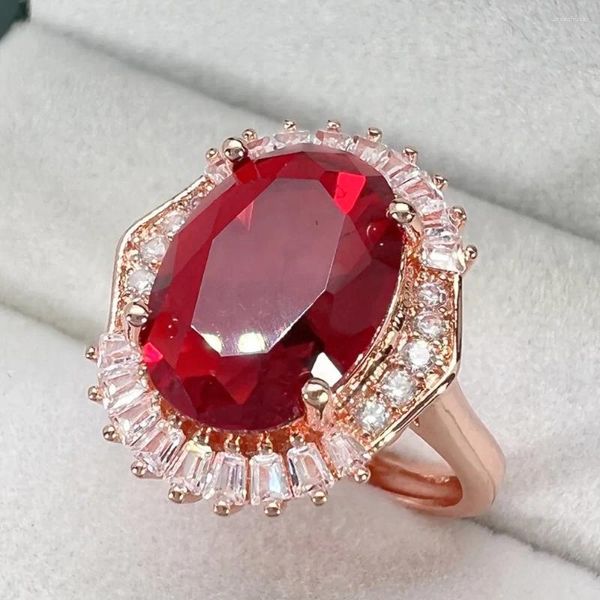 Anéis de cluster Red Crystal Ruby Gemstones Diamantes para Mulheres Amante Esposa 18k Rose Gold Cheio Clássico Fine Jewelry Finger Bands Presentes