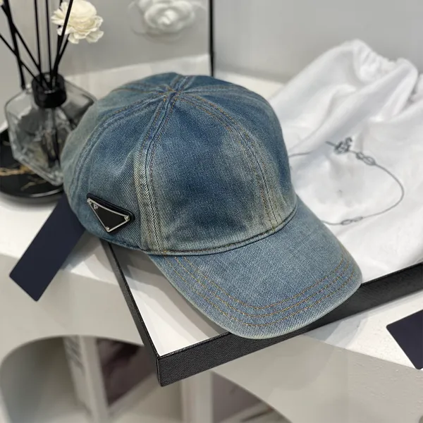 Berretto di marca cappello di marca berretto di lusso cappello di design di lettera in tinta unita di alta qualità cappello di moda buone maniere stile abbinamento Cappellini per coppie modello Berretto da baseball 11 stili molto belli