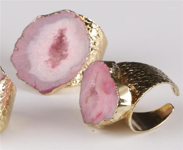 Grande ouro rosa rosa ameixa salmão cor geodo cristal pedra fatia talão charme ajustar aberto anel martelado manguito para mulher man13441632