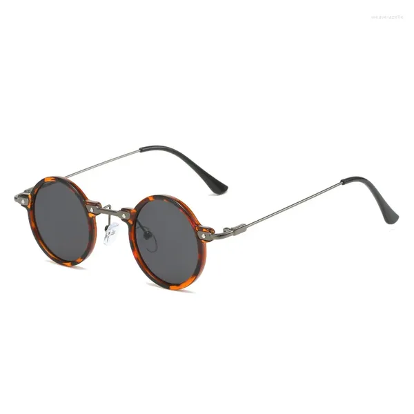 Occhiali da sole classici Steampunk rotondi da donna per uomo occhiali da sole firmati alla moda vintage montatura piccola tonalità punk UV400