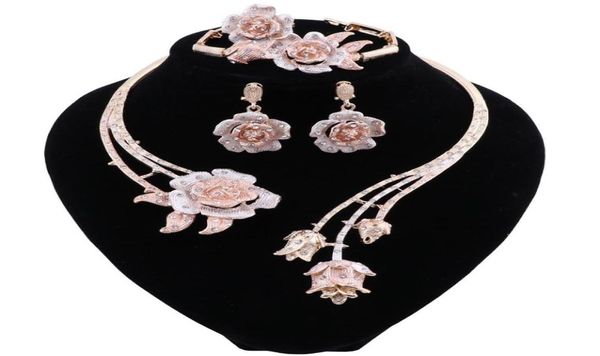 Regalo nuziale Set di gioielli di marca per matrimonio nigeriano Set di gioielli con perline africane di moda Set di orecchini con collana in oro Dubai4118410