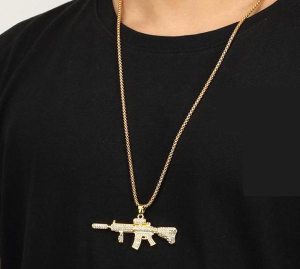Novo colt m4 carabina metralhadora rapper colar ouro gelado para fora dos homens hiphop colar corrente pistola pingente para rock rapper8732035