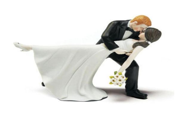 Bella decorazione di nozze Cake Toppers Dimettersi Figurine Sposo Nuziale Daning Craft Souvenir Nuove bomboniere Vendita Wedd7911503