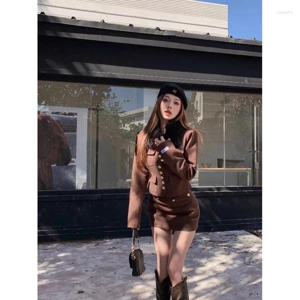 Arbeitskleider Mädchen Maillard-Stil Anzug Damen Winter Langärmeliger Wollmantel Eingewickelter Hüftminirock Zweiteiliges Set Mode Weibliche Kleidung