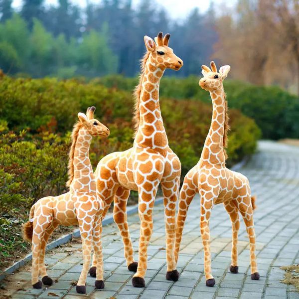 Riesige echte Giraffe Plüschtiere, niedliche Stofftierpuppen, weiches Simulationsmodell, hochwertiges Geburtstagsgeschenk, Kinderschlafzimmerdekoration 240202