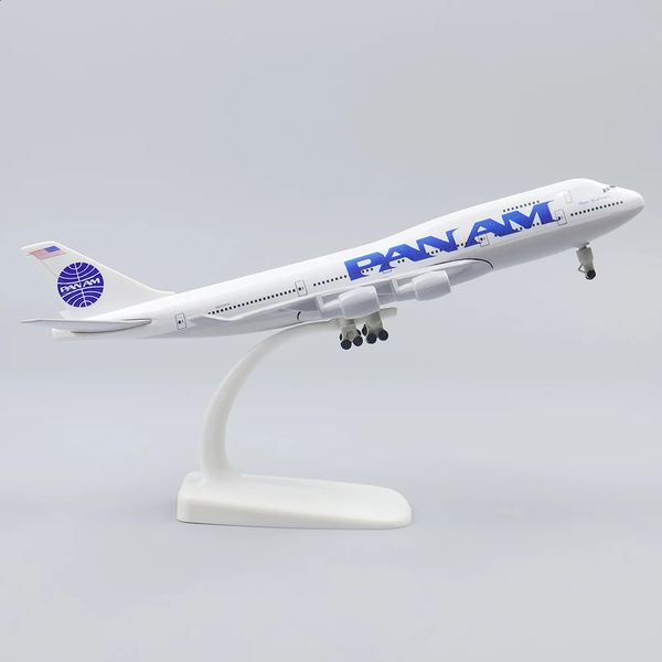 Modelo de aeronave de metal 20cm 1/400 Pan American B747 Material de liga de réplica de metal com ornamentos de trem de pouso para crianças presentes 240201