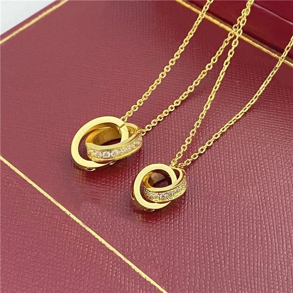 2024 colar feminino para mulher amor jóias pingente de ouro anel duplo de aço inoxidável jewlery moda oval intertravamento anéis clavicular corrente colares designerQ5