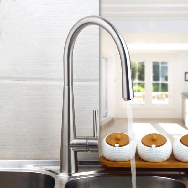 Mutfak muslukları pirinç musluk fırçalanmış nikel lavabo musluklar dönebilir ve aşağı çekin suyun tek saplı soğuk mikser