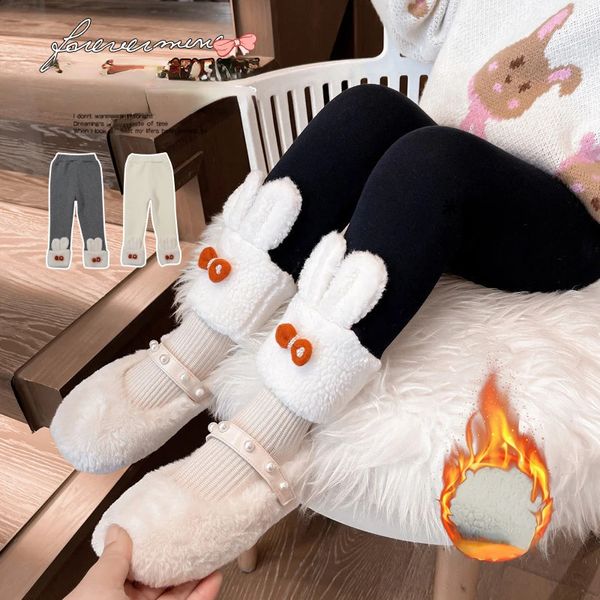 Leggings de veludo para meninas no outono e inverno calças grossas para crianças usam calças quentes para bebês 240131