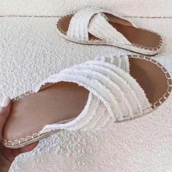 Pantofole da donna punta aperta di grandi dimensioni tessuto fondo piatto sandali romani moda scarpe da passeggio per esterni Zapatillas De Mujer