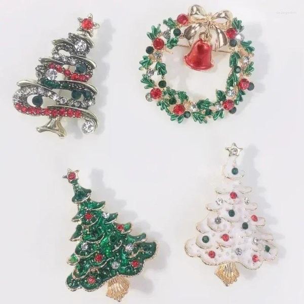 Spille Albero di Natale Anno Cartone animato Piccolo regalo carino Cappotto Borsa Accessori Goccia d'olio Spille sul petto Gioielli Sorpresa