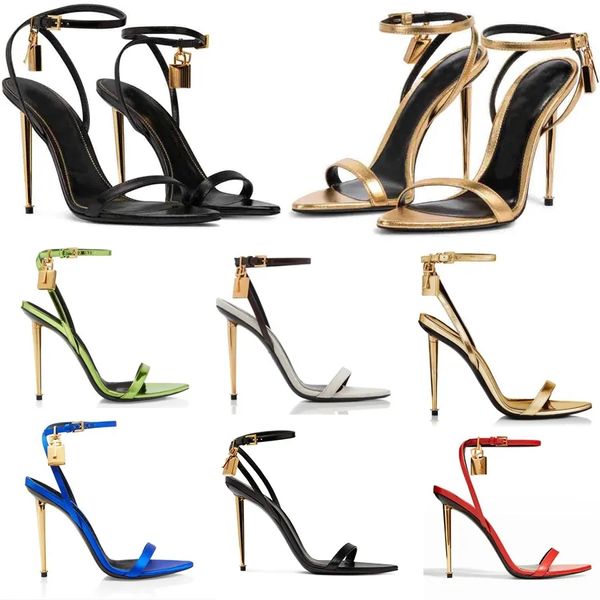 24ss Valilik Metal Amack Anahtar Kilit Sandalet Ayakkabı Kadın Deri Gladyatör Sandalyas Lüks Tasarımcı Yüksek topuklu ayakkabılar Orijinal Kutu