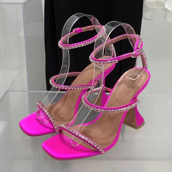 Elbise ayakkabıları zarif kristal yaz moda sandaletleri için süper kare ayak parmağı lüks bayanlar büyük boyutlu ayakkabı zapatillas de mujer