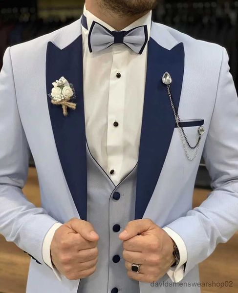 Abiti da uomo Blazer Smoking da sposa azzurri Abiti slim fit Sposo Festa per uomo 3 pezzi Groomsmen Abito formale da sposo Abiti Giacca + Gilet + Pantaloni