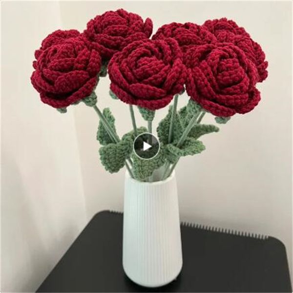 Eleganza moderna Simulazione Fiore Decorazione della casa Tavolo da pranzo Rosa lavorata a maglia Bouquet singolo Fiore artificiale da sposa