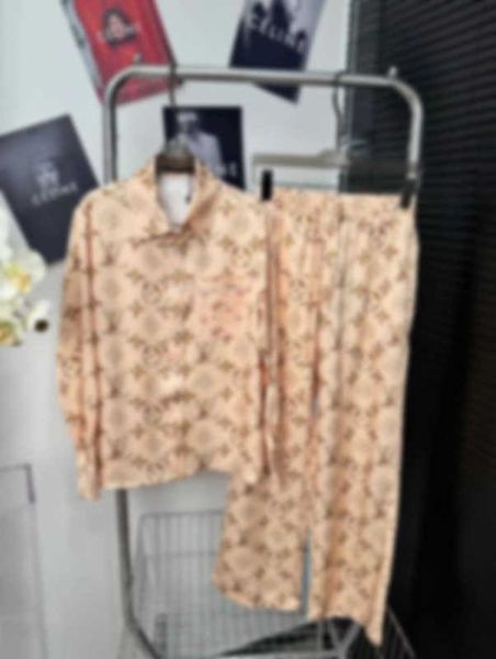 Топ Женские блузки Рубашки дизайнерского бренда l v высокого качества Новый комплект рубашек с принтом уксусной кислоты Стильные рубашки с длинными рукавами для женщин 888q