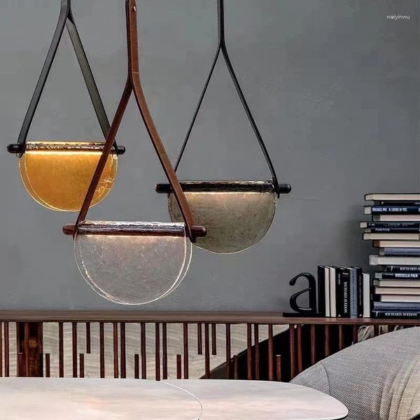 Pendelleuchten, Vintage-Lampe, Holzstab mit rundem vergoldetem Sockel, Glasschirm, Restaurant, Innenbereich, Wohnzimmer-Design