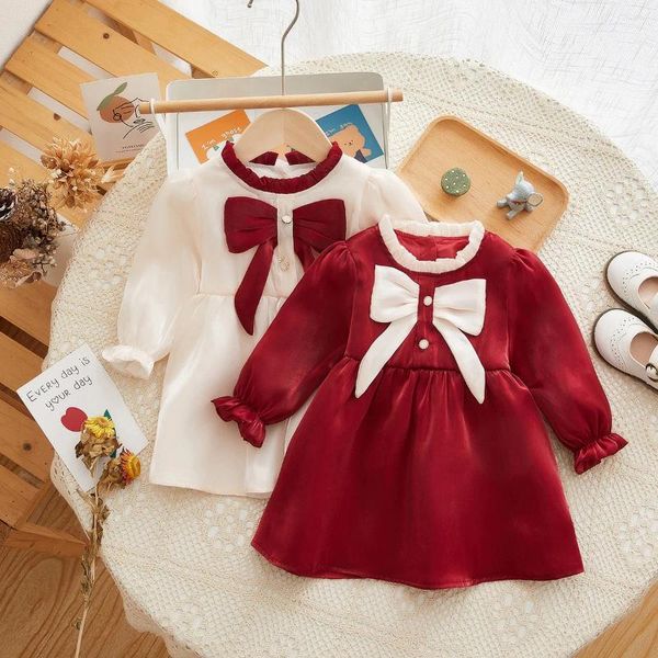 Abiti da ragazza coreani Ins Primavera Autunno Ragazze nate vestono elegante motivo a fiocco manica lunga principessa dolce neonato