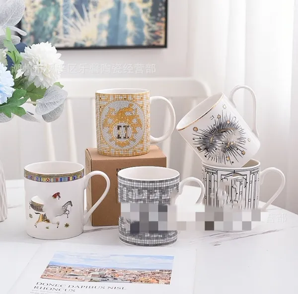 Top Ceramic Mug Light Luxuria di bell'aspetto Acqua Coppa per la casa europea Bere tazze creative British Cups Designer Wholesale all'ingrosso