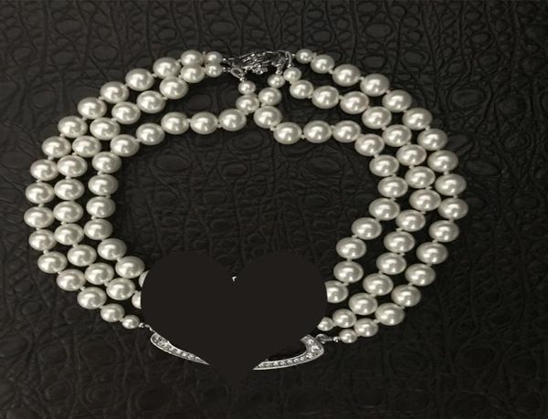 2020 Collana multistrato di perle con catena orbitale Collana corta da donna con strass moda satellite per gioielli di alta qualità per feste regalo1385206