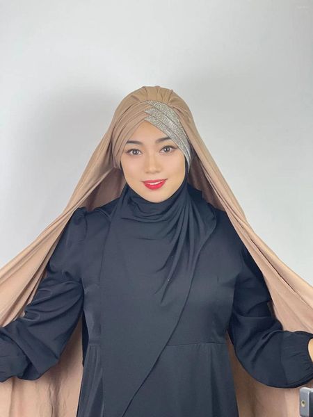 Ethnische Kleidung Damen Pailletten Stirn Kreuzmuster Langer Schal Malaysia Kopftuch Instant Hijab Muslim Strap Elegant