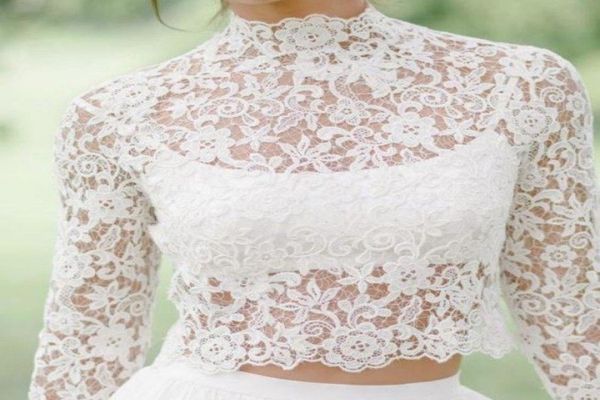 Giacca da sposa con applicazioni di pizzo vintage a maniche lunghe Collo alto Bolero da sposa floreale Giacche Manica lunga da sposa Bianco Avorio Avvolgente Cust2841132