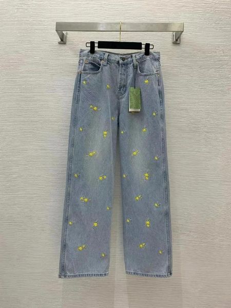 Calça jeans feminina leve luxuosa bordada cintura alta perna reta