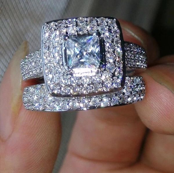 2024 Top Vender Anéis de Casamento Jóias de Luxo 925 Prata Esterlina Fll Princesa Corte Esmeralda Cubic Zircon CZ Diamante Gemstones Festa Mulheres Casal Conjunto de Anel de Noiva Presente