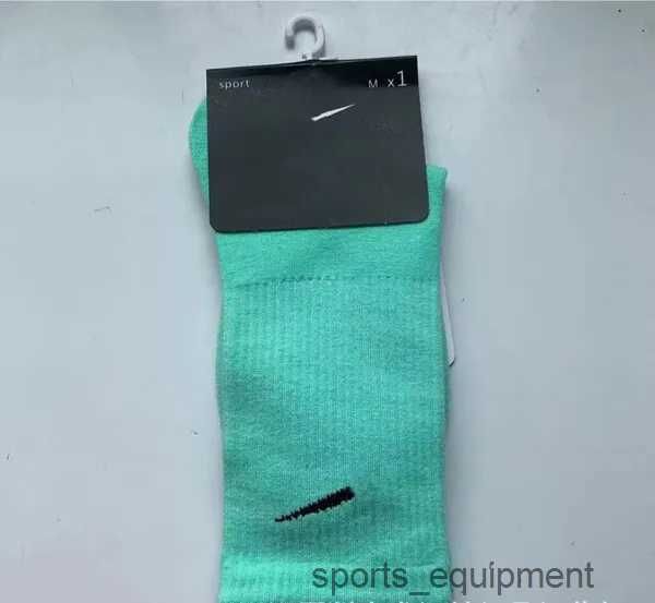 Tasarımcı Spor Çoraplar Erkek Kadın Moda Spor Pamuk Nakış Renkli Kadın Sox Marka Uzun Soccing 5 Çift /Bir Kutu VWMS