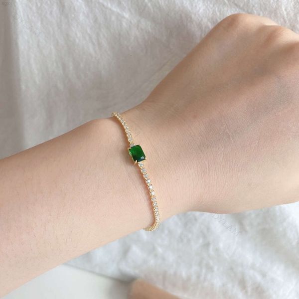 Hip Hop Trendy Green Crystal Emerald Elmas 18K Altın Kaplama Küba Zinciri Pirinç Tenis Bilezikler Renkli Kare Kadın Bilezik