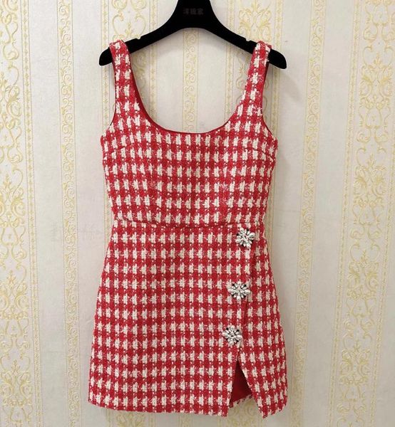 Casual Kleider Kontrast Farbe Rot Weiß Plaid Frauen Tweed Perlen Knöpfe Split Oansatz Ärmelloses Kurzes Tank Kleid