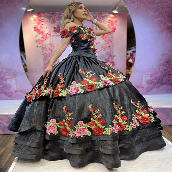 Elegante mexikanische schwarze Quinceanera-Kleider Stickerei Vestidos De Xv 15 Anos Halloween-Kostüm Fotoshooting Pferd Sechzehn Korsett Debütantin Robe De Mariee 2024