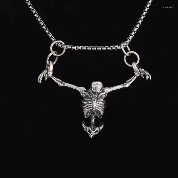 Colares Pingente Vintage Banhado A Prata Cativeiro Crânio Aranha Morcego Long Chain Homens Biker Punk Rock Colar Gótico Halloween Jóias Presente