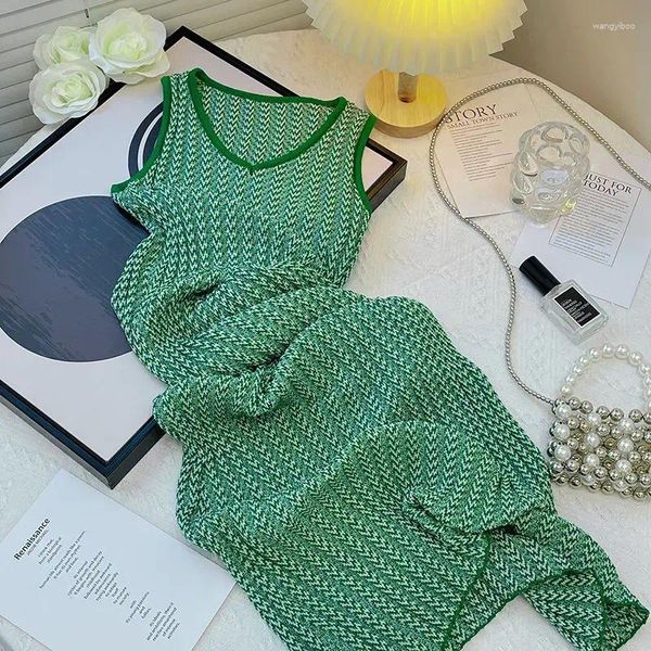 Abiti casual senza maniche verde donna semplice o-collo a-line sottile abito filettato abiti estivi per le vacanze al mare