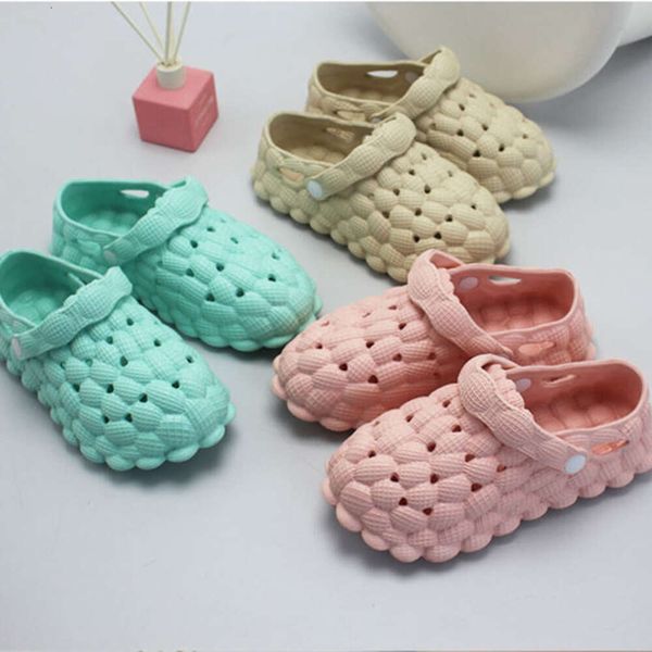 Startseite Schuhe Heiße Sommer Kinder Massage Blase Hausschuhe Slingback Sandale EVA Golfball Clogs Persönlichkeit Junge Mädchen Mode Rutschfeste Flip Flops Casual Strand Pool Sandalen Sn