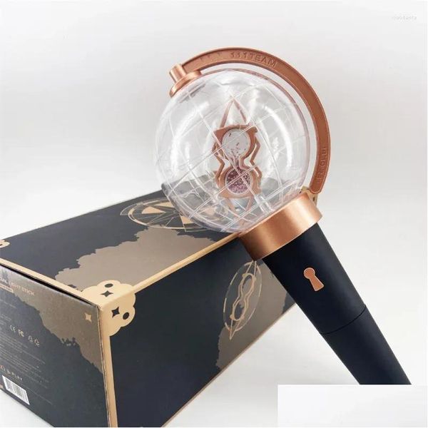 Decorazione del partito Kpop Ateezed Lightstick Globe Lampada a mano Concerto Hiphop Light Stick Fans Collezione Giocattoli Regalo Fan Drop Delivery Home Dhkp1