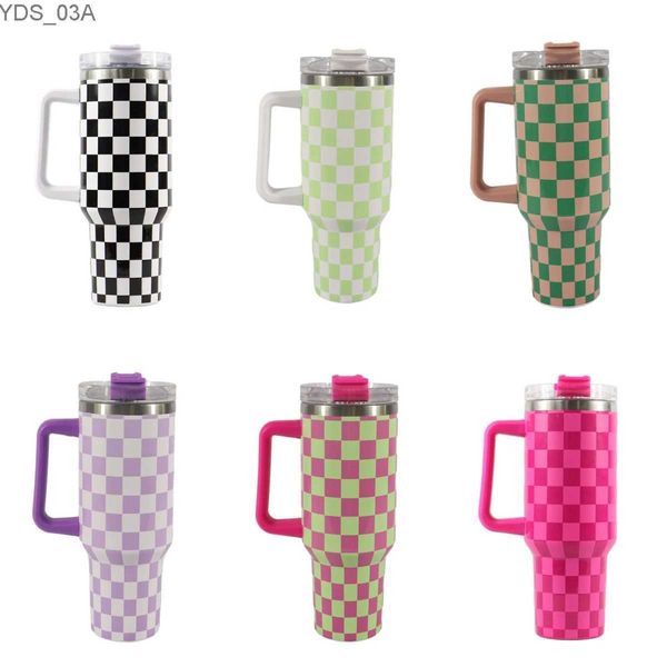 Bottiglie d'acqua Tazza in acciaio inossidabile da 40 once Tazza da caffè da 1200 ml Tazza da viaggio termica per auto Tazze per auto Thermos Bicchiere con manico Scacchiera Checker Moda YQ240221