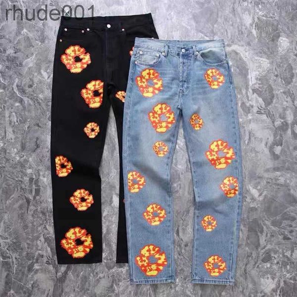 Jeans strappati American High Street Trendy Hip-hop Flame Kapok stampato per uomo Pantaloni larghi dritti casual moda coppia EHN6