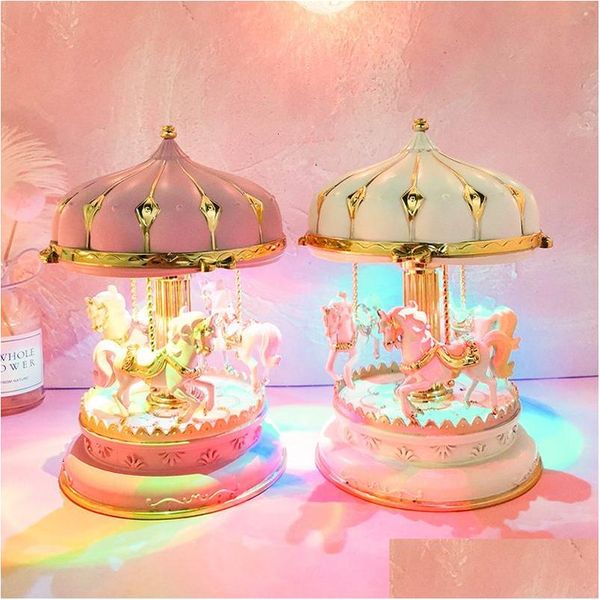 Oggetti decorativi Figurine Elegante Colorf Flash Carousel Carillon Decorazione della stanza Accessori Casa 230830 Drop Delivery Garden Dh7Dh