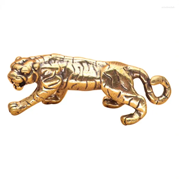 Anahtarlık Lucky Tiger Keychain Kolye Retro Pirinç Öğretmen Günü İyi Şey'e Bir Araba koyar.